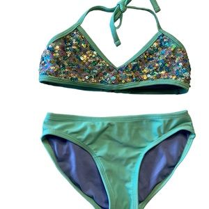 - Beautiful Kids Bikini Turquoise Silver Sequence Size 6-6X Excellent Condition